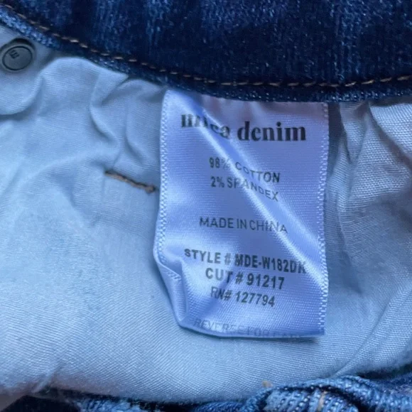 Mica 31 Wide Leg Jesns - Picture 4 of 10